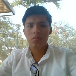 Kevin - profesor de matemáticas - Piura