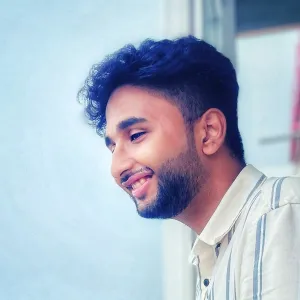 Enosh - English tutor - Changanassery