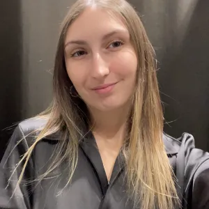 Justine - Prof de français - Domène