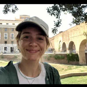 Aimée - Insegnante di olandese - Roma