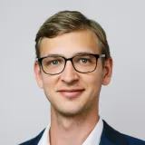 Bernhard - Lehrkraft für Musikerziehung - Wien