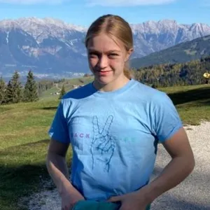 Isabella - Maths tutor - Liphook
