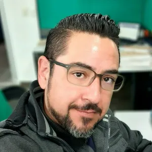 CARLOS JEDDAHIL - profesor de fotografía - Chihuahua