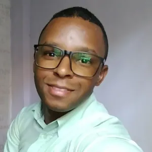 Leandro - Prof de gestão de conflitos - 