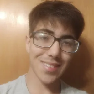 Agustín - Profesor matemática - La Plata