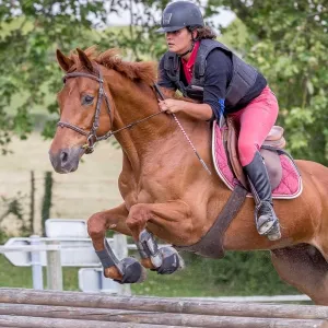 Charlotte - Prof d'équitation - Villegouin