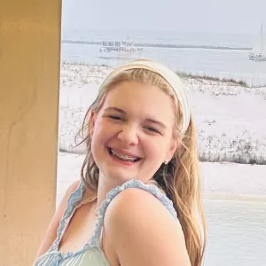Bella - English Speaking Tutor - Lewis Center