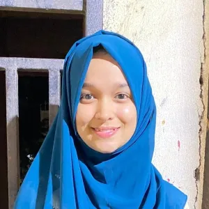 Simran Khan - English tutor - Mapusa