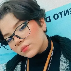 Naomi - Prof de gramática - São Paulo