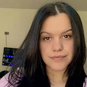 Mayara - Prof de inglês - Garça