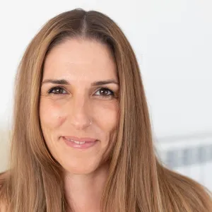 Anna - Profe de lenguaje señas - Tona