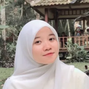 Bella - Guru mengaji - Banyuwangi