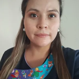 Macarena - Profesor de PET - Santiago