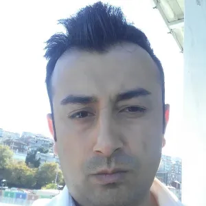 Serdal - İngilizce öğretmeni - İstanbul