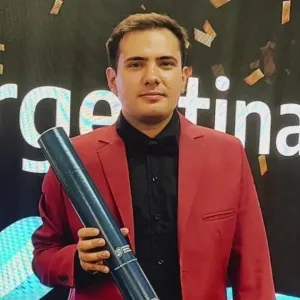 Lucas Nicolas - profesor de arquitectura - Argentina