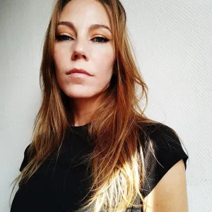 Anaïs - Prof de dessin - Liège