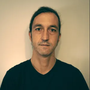 Jose antonio - profesor de historia - Gijón