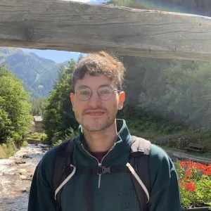 Valerio - Profesor de programación - Girona