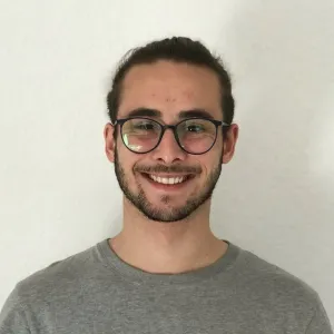 Victor - Profesor de matemática - Montevideo