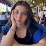 Selin - Fransızca konuşma öğretmeni - 