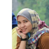 Friezky Zarfira - Guru mengemudi mobil - 