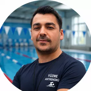 Yusuf - Yüzme öğretmeni - 