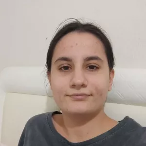 Hayrünisa - Matematik öğretmeni - 