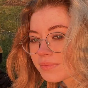 Yelena - Cv writing tutor - Reading