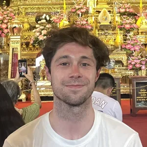 Billy - Yoga instructor - Milton Keynes