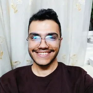 Emre - Dilbilgisi öğretmeni - Konya