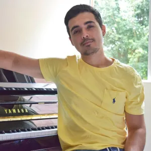 Gabriel - Profe de piano - Cali