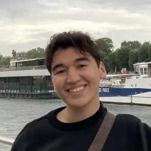 Nicolás - Profesor de historia - Santiago