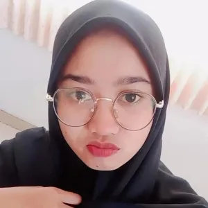 Tyas - Guru bahasa arab - Bantul
