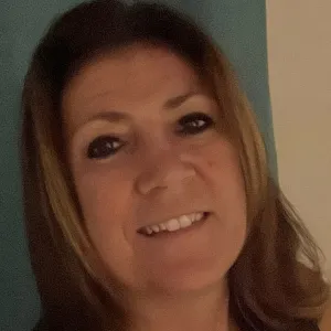 Silvia - Prof de chimie - Nice