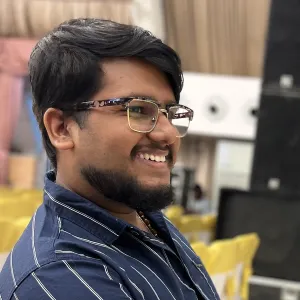 VISHAL R - Guitar teacher - Mysuru