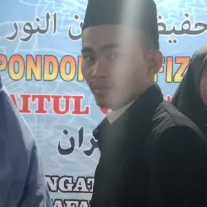 Salman - Guru mengaji - 
