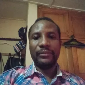 Olusola - Python tutor - Dagenham