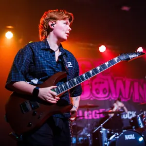 Eloize - Guitar tutor - West Molesey