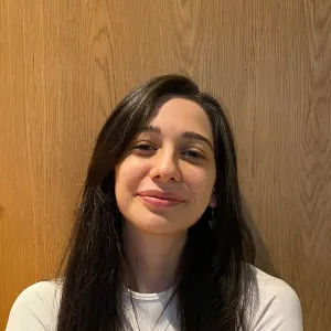 Sıla - Matematik öğretmeni - 
