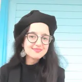 Houda - Prof de français - Fès