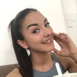 Emese - angol - szóbeli magántanár - Budapest