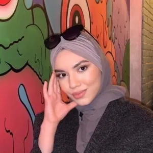 Maryam - İngilizce öğretmeni - 