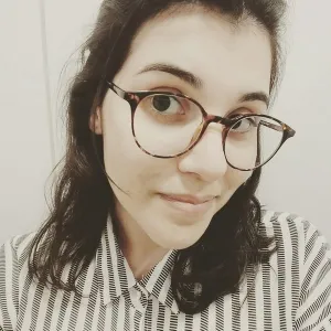 Juliana - Prof de intepretação de texto - Padre Reus