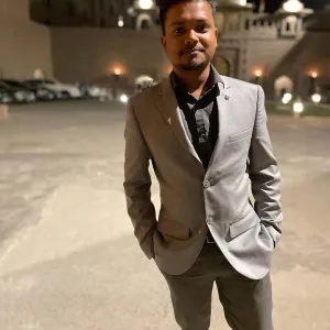 Saket - English tutor - Bengaluru