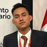 Daniel - Profe de literatura - Chimbote