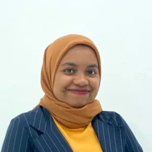 Wa Ode - Guru bahasa inggris - Kendari
