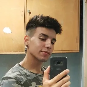 Chris - profesor de economía - Buenos Aires
