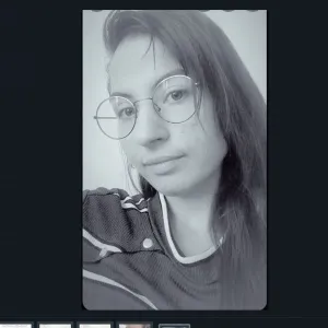Sinem - Matematik öğretmeni - Bilecik