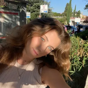 Carlota - tutor académico - Las Rozas de Madrid