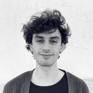 Hani - Prof de sciences politiques - Paris